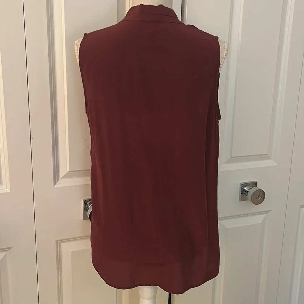 100% silk maroon mulberry sleeveless top - Picture 4 of 4